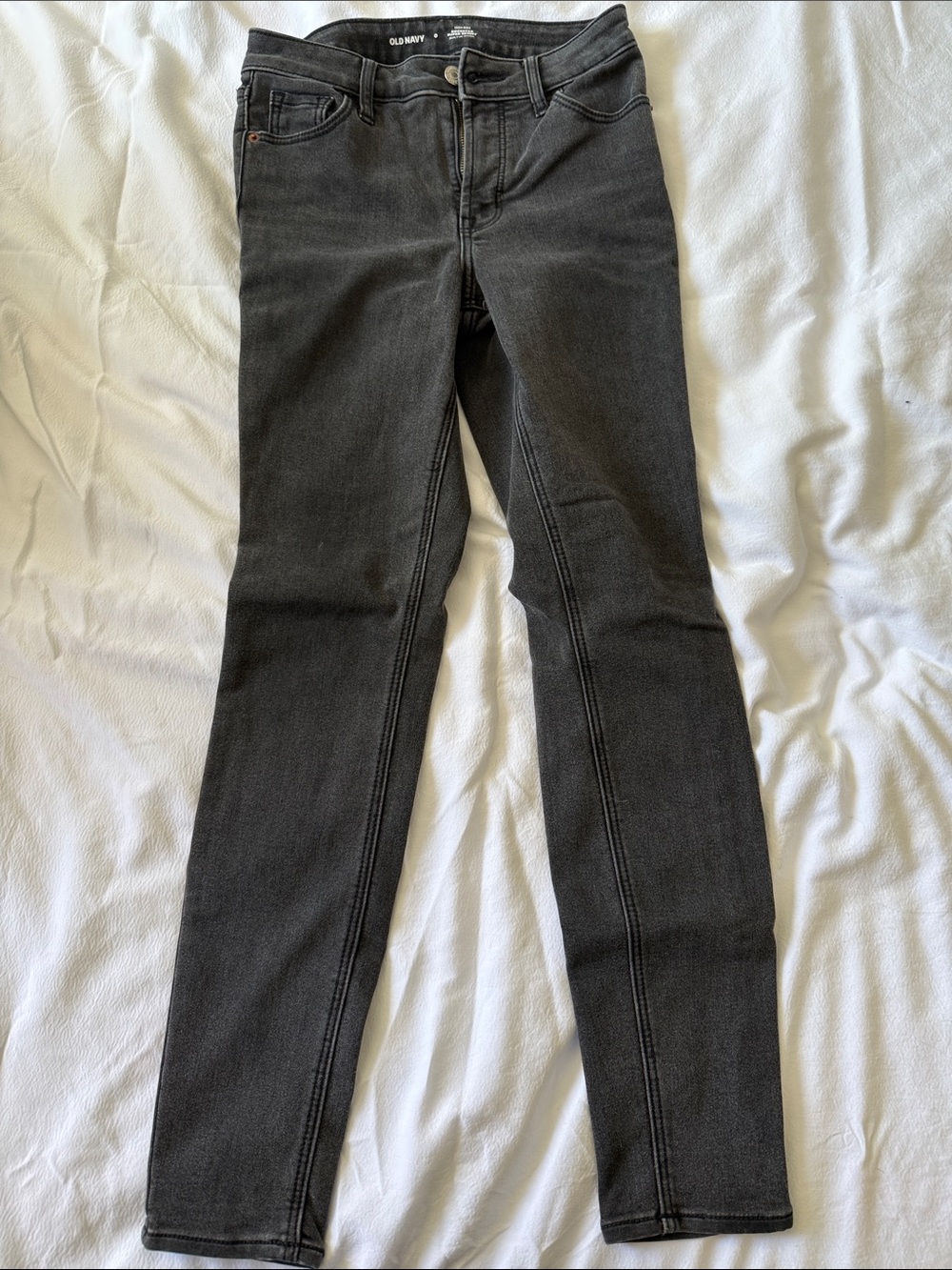 Old Navy Men’s Skinny Jeans in Charcoal Gray